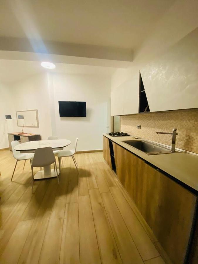 Large Garden Apartment Rome Bagian luar foto