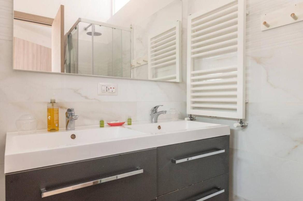 Large Garden Apartment Rome Bagian luar foto