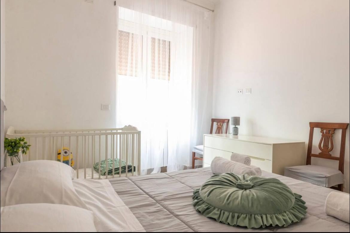 Large Garden Apartment Rome Bagian luar foto